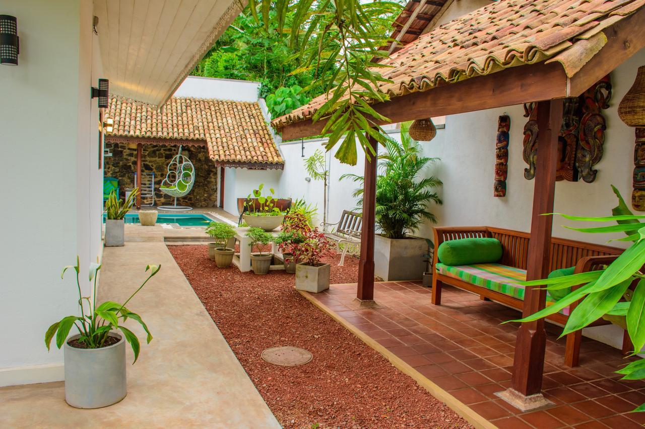 Rock Elephant Villa Хиккадува Экстерьер фото