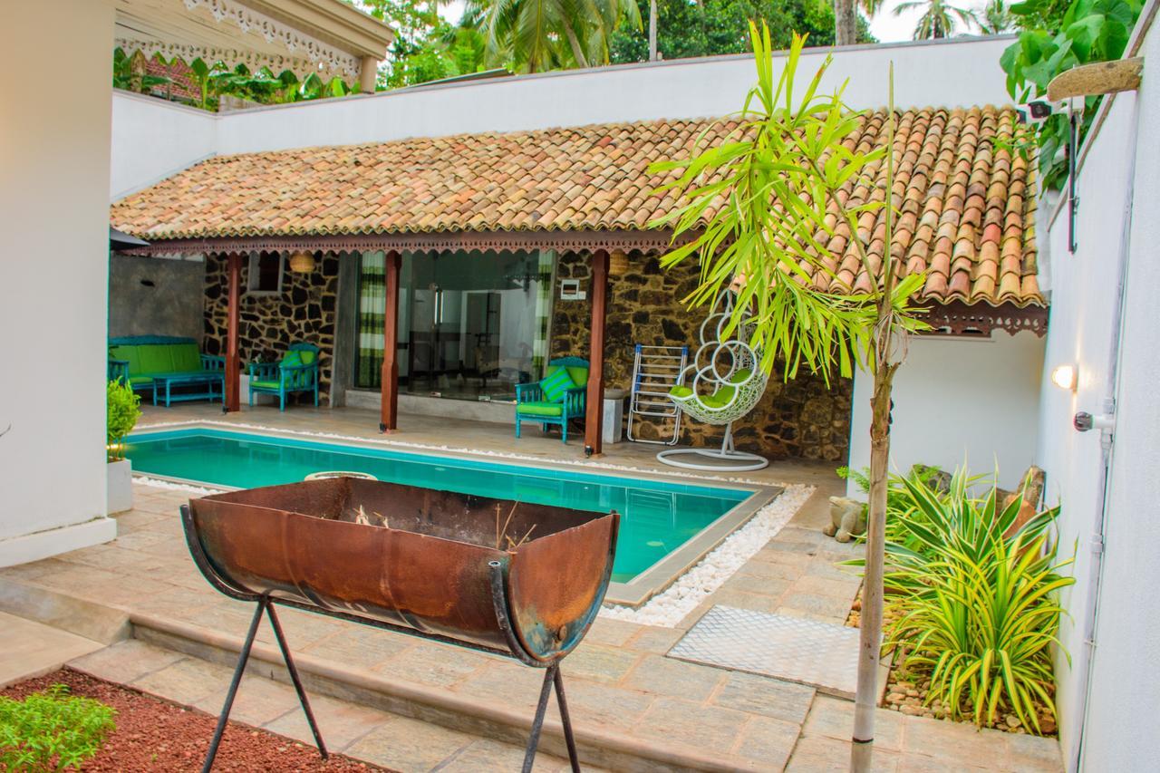 Rock Elephant Villa Хиккадува Экстерьер фото